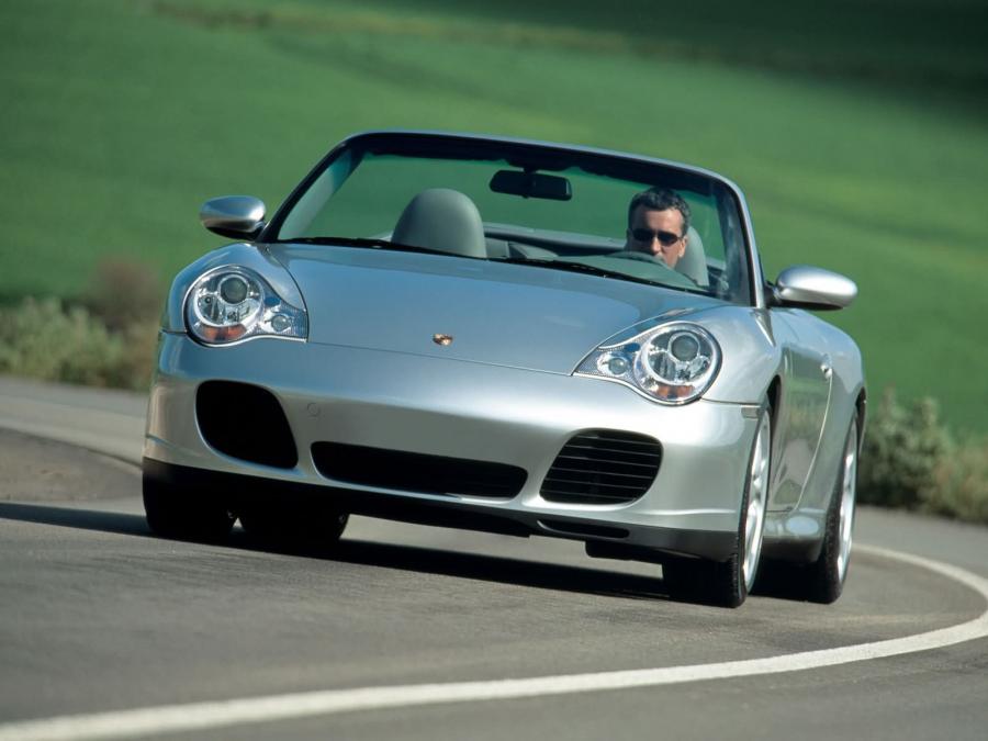  Porsche 911 Carrera 4S Cabriolet 2004 года  (фото 14 из 15)